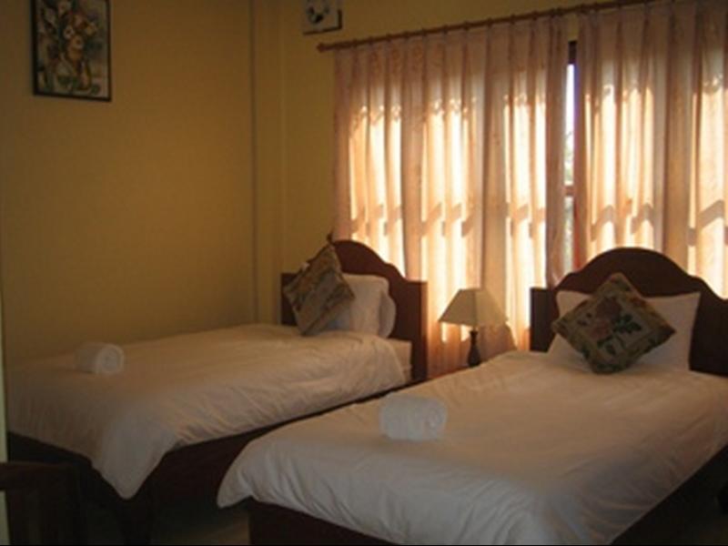 Khampaseuth Hotel Vang Vieng Extérieur photo