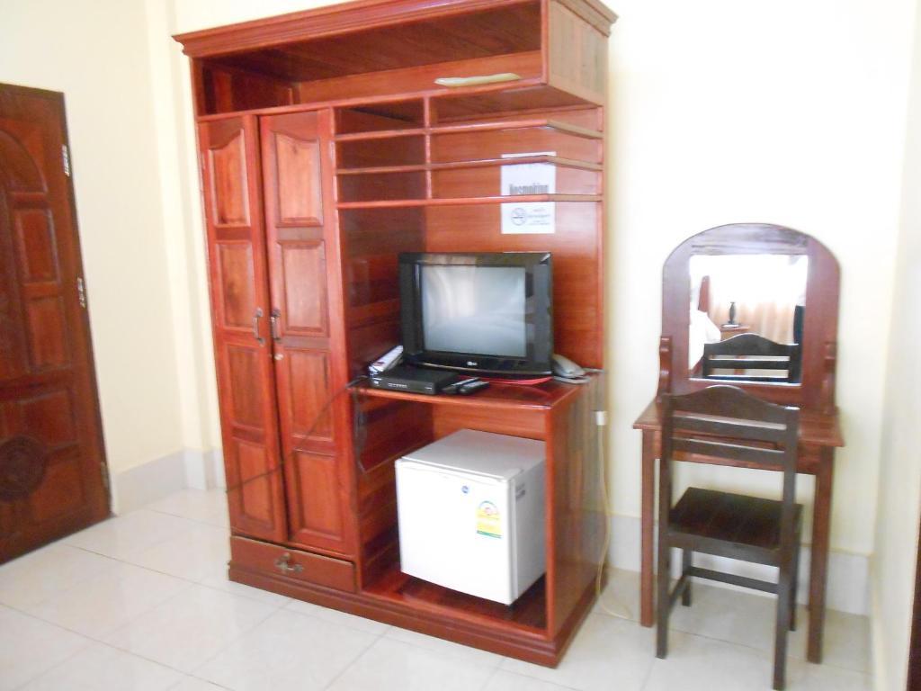 Khampaseuth Hotel Vang Vieng Extérieur photo