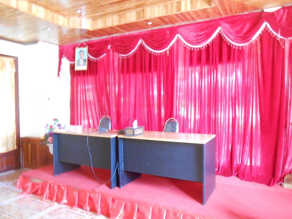 Khampaseuth Hotel Vang Vieng Extérieur photo