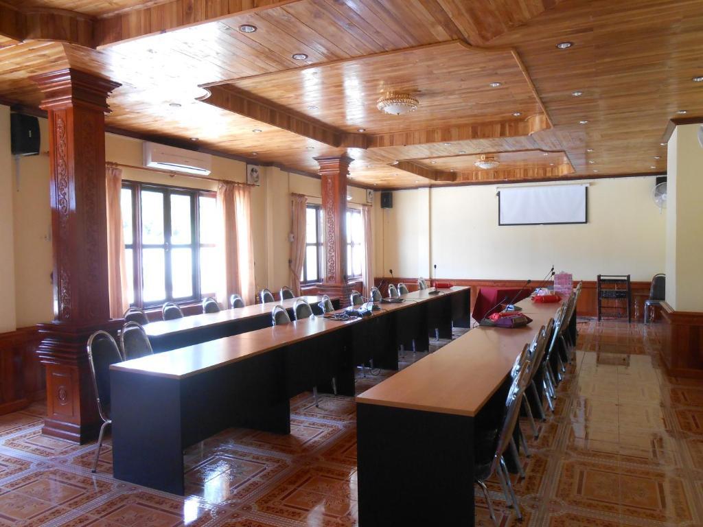 Khampaseuth Hotel Vang Vieng Extérieur photo